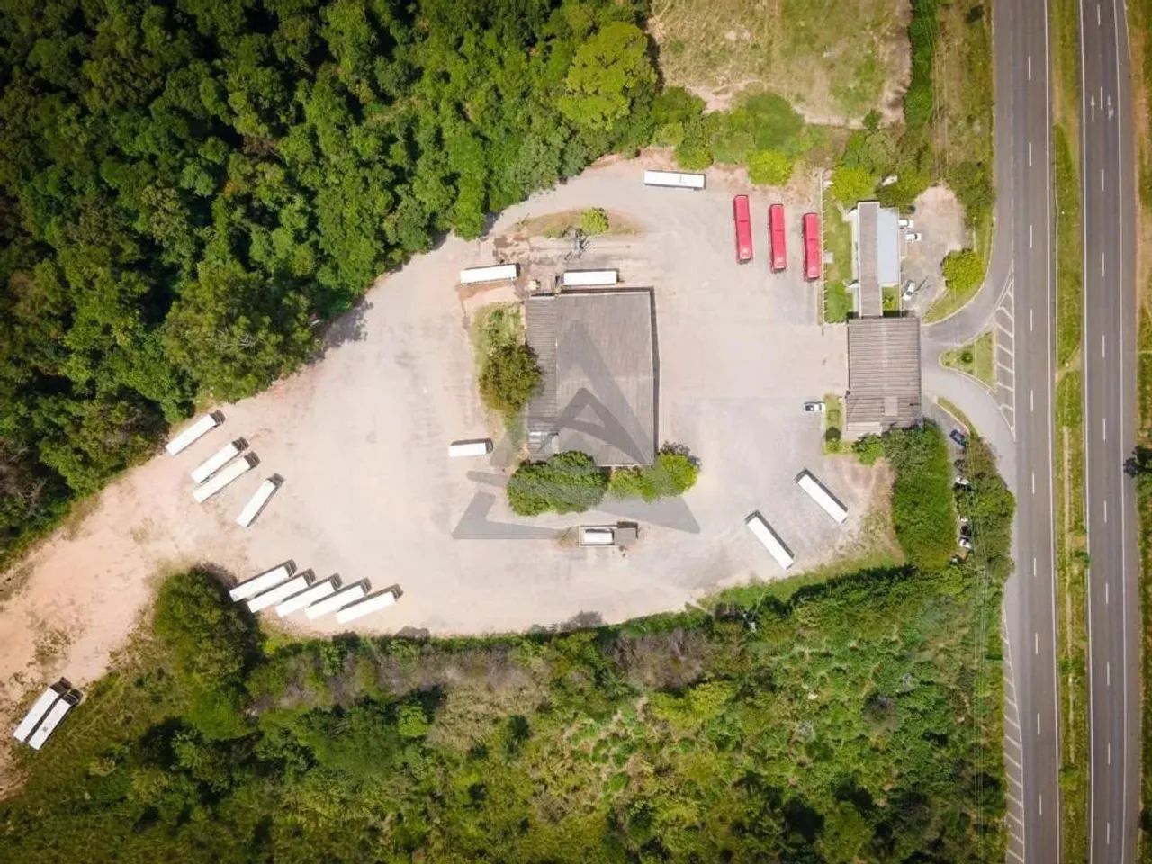 Galpão à venda e para alugar em Espírito Santo do Pinhal, Centro, com 1194 m² - Foto 4