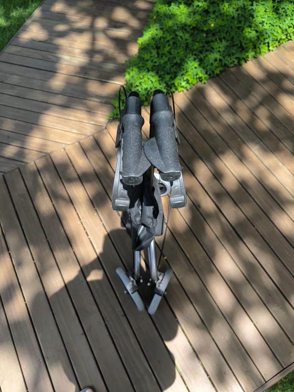 Andador 3 rodas - Foto 4