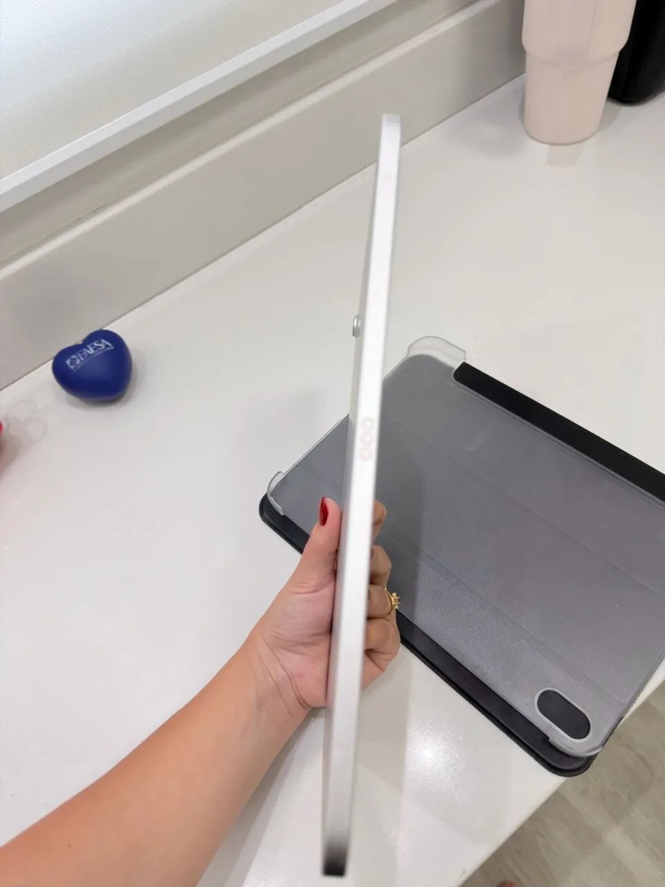 Vendo IPad 10, completo com caixa e caneta  - Foto 4