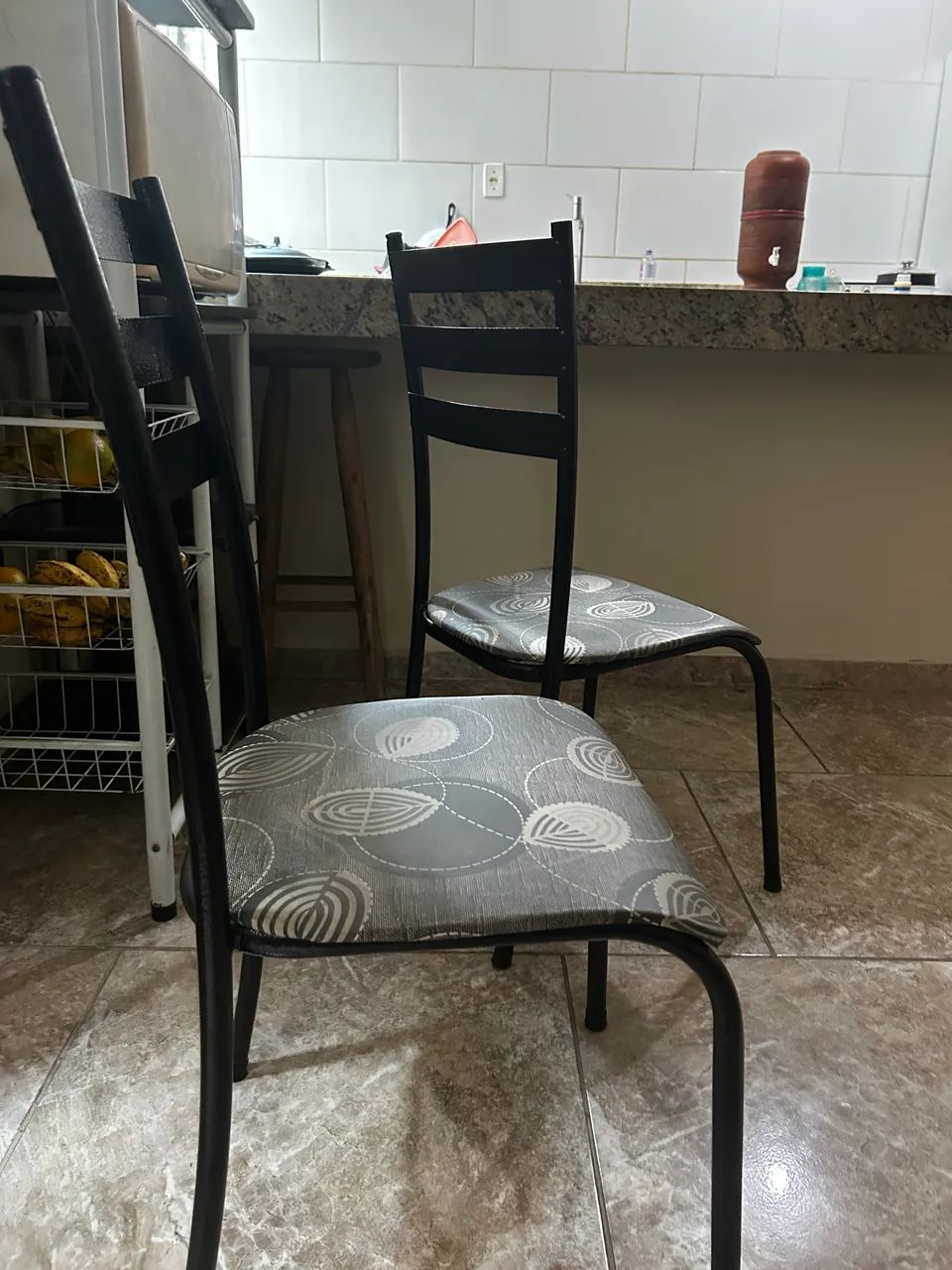 Mesa quatro cadeiras
