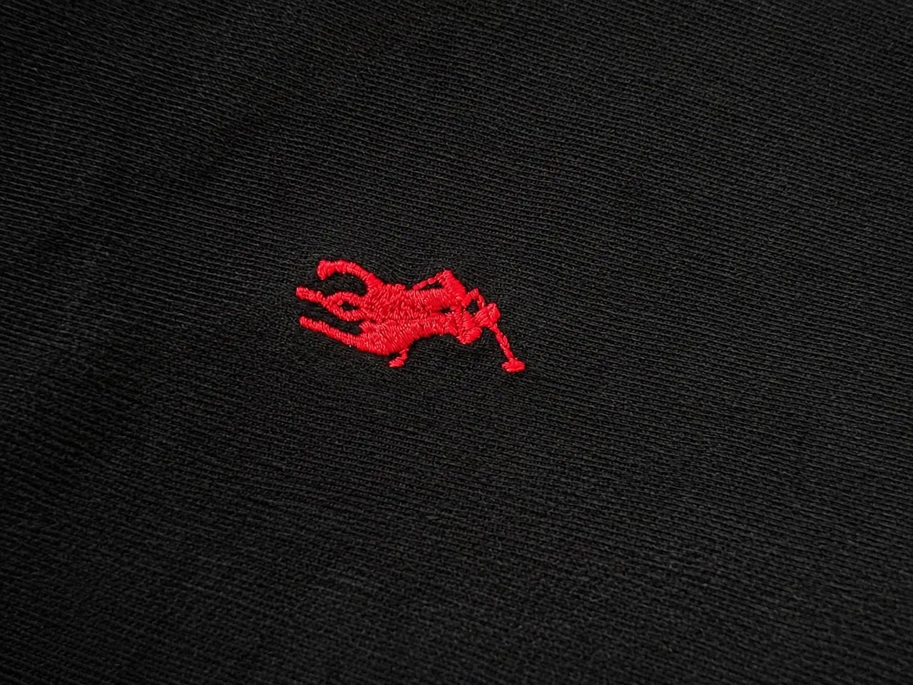 CAMISA RALPH LAUREN PRETA, PONY VERMELHO com QRcode da marca. - Foto 2