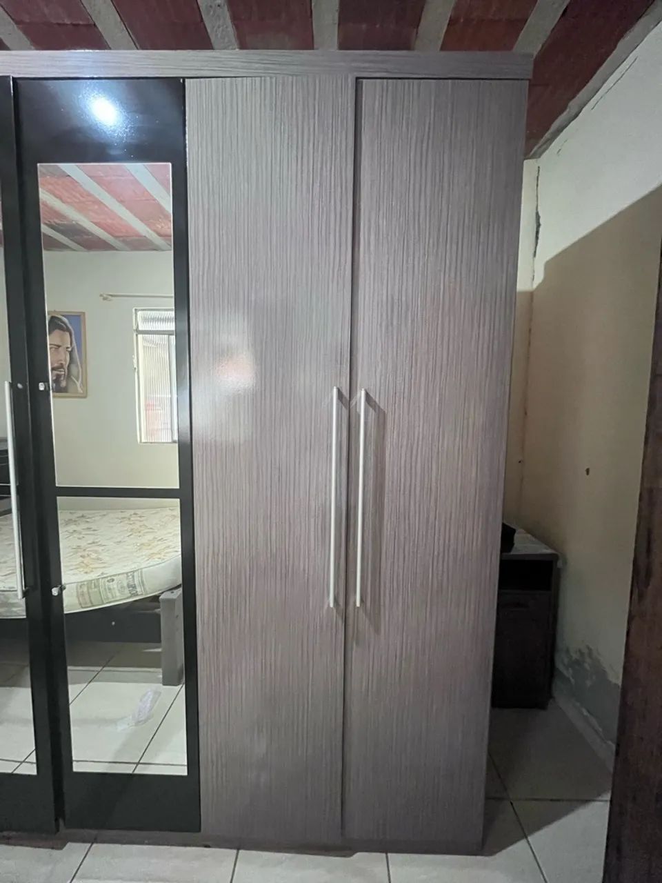 Guarda roupa 6 portas - Foto 2