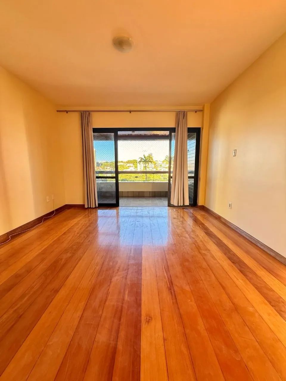 OPORTUNIDADE NO CENTRO DA CIDADE - CONFORTO, ESPAÇO E LOCALIZAÇÃO PRIVILEGIADA - Foto 2
