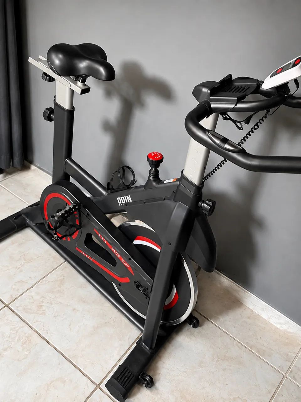 BICICLETA ERGOMÉTRICA ODIN PACE3000