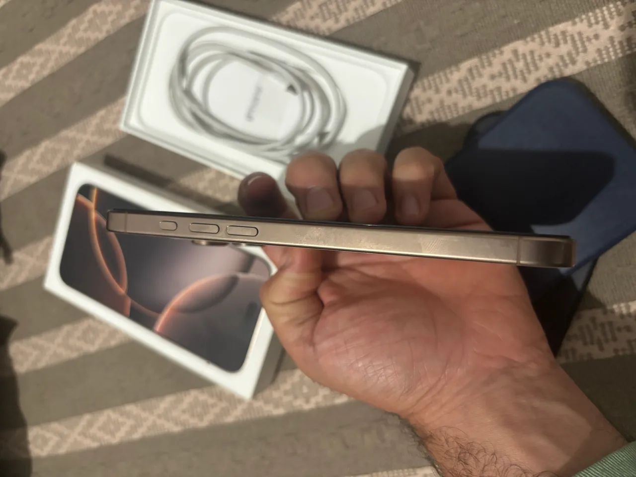 Iphone 16 Pro Max 256GB  - Foto 4