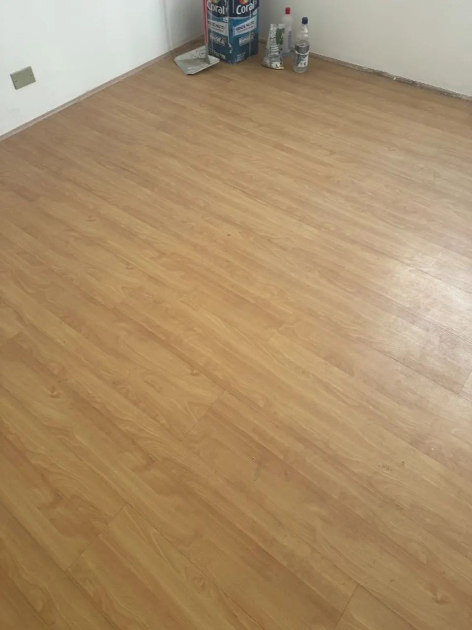 Used Laminate Flooring - 35M2