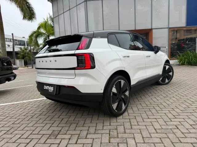 Volvo EX30 E60 Ultra (elétrico) 2024 - Foto 4