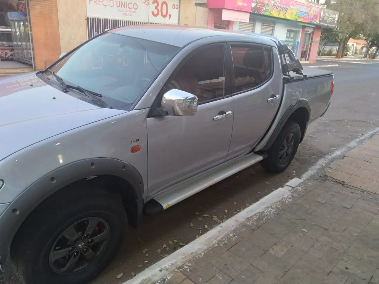 Mitsubishi L200 L200 Triton GLS 3.2 CD TB Int.Diesel Mec 2013