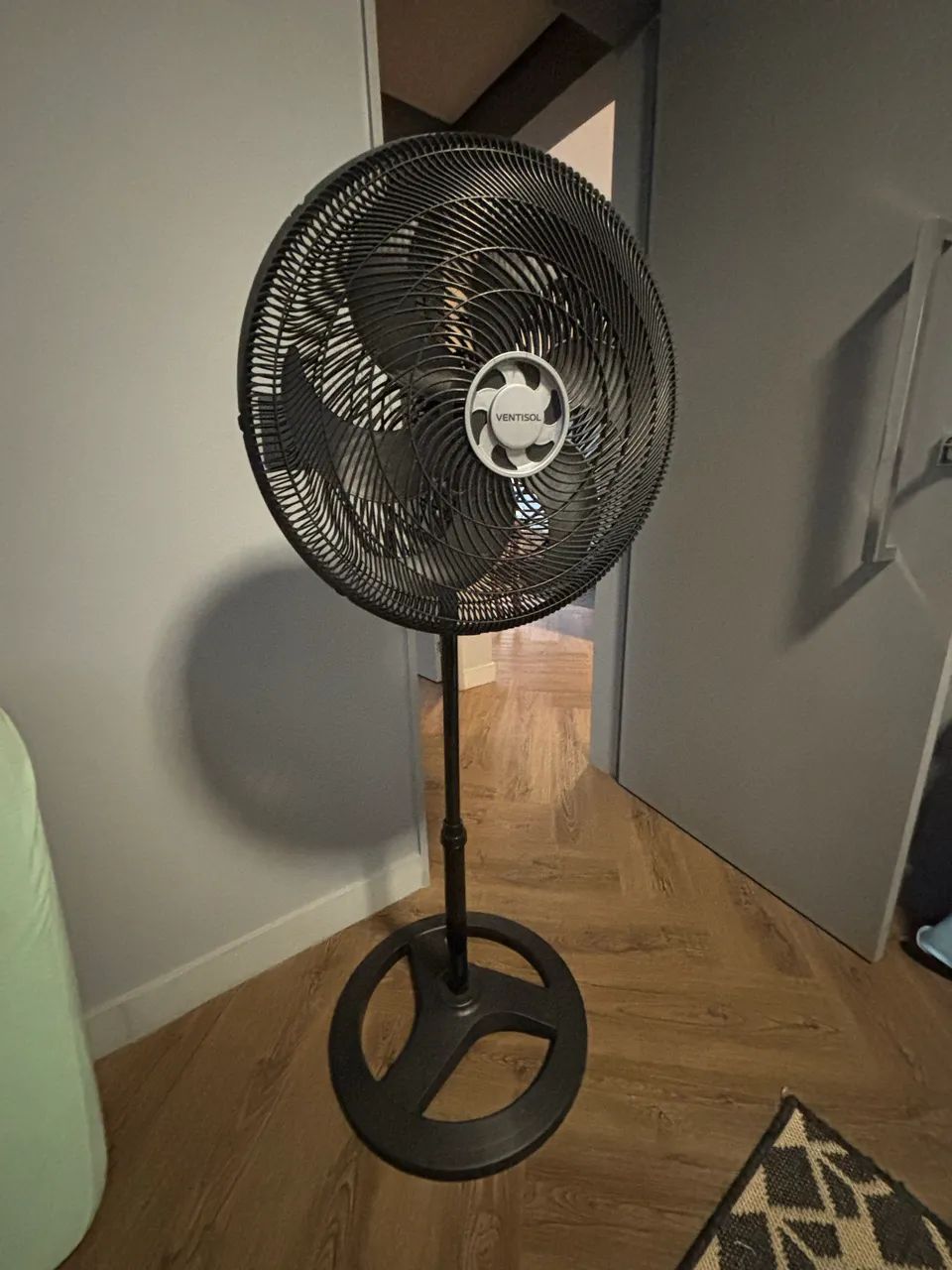 Vendo ventilador vertical  - Foto 2