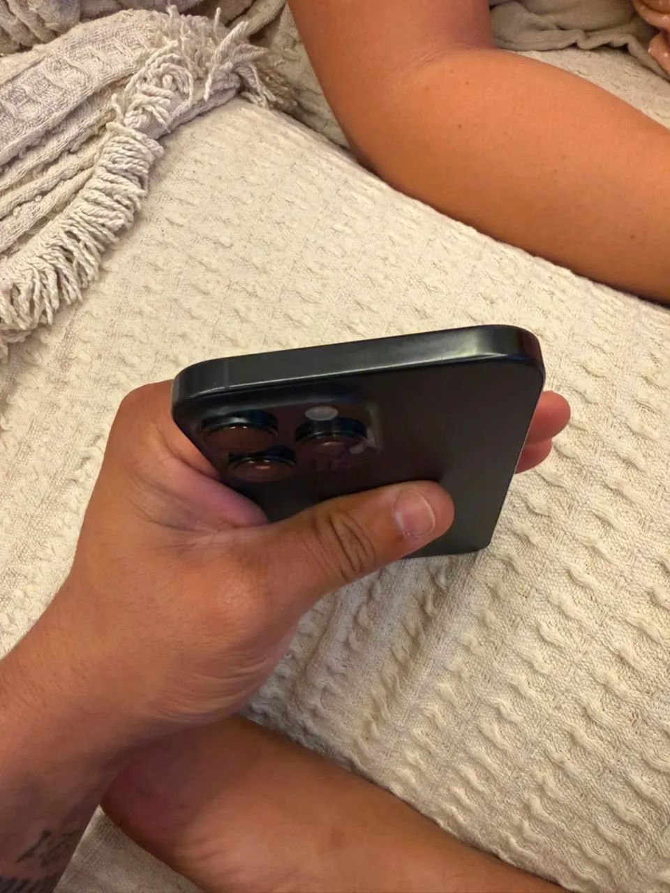 iPhone 16 pro max  - Foto 2