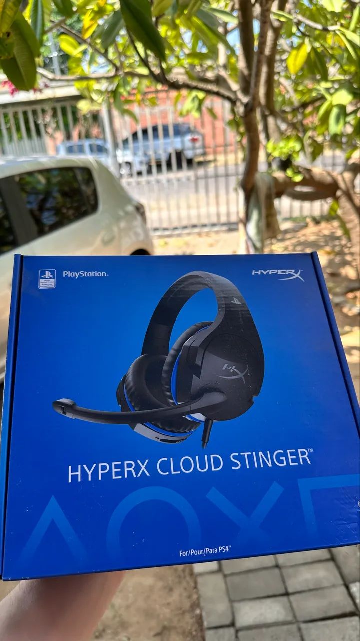 Headset Hyper Cloud Stinger modelo Playstation 