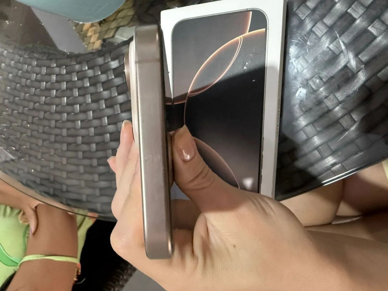 IPHONE 16 pro max  - Foto 3