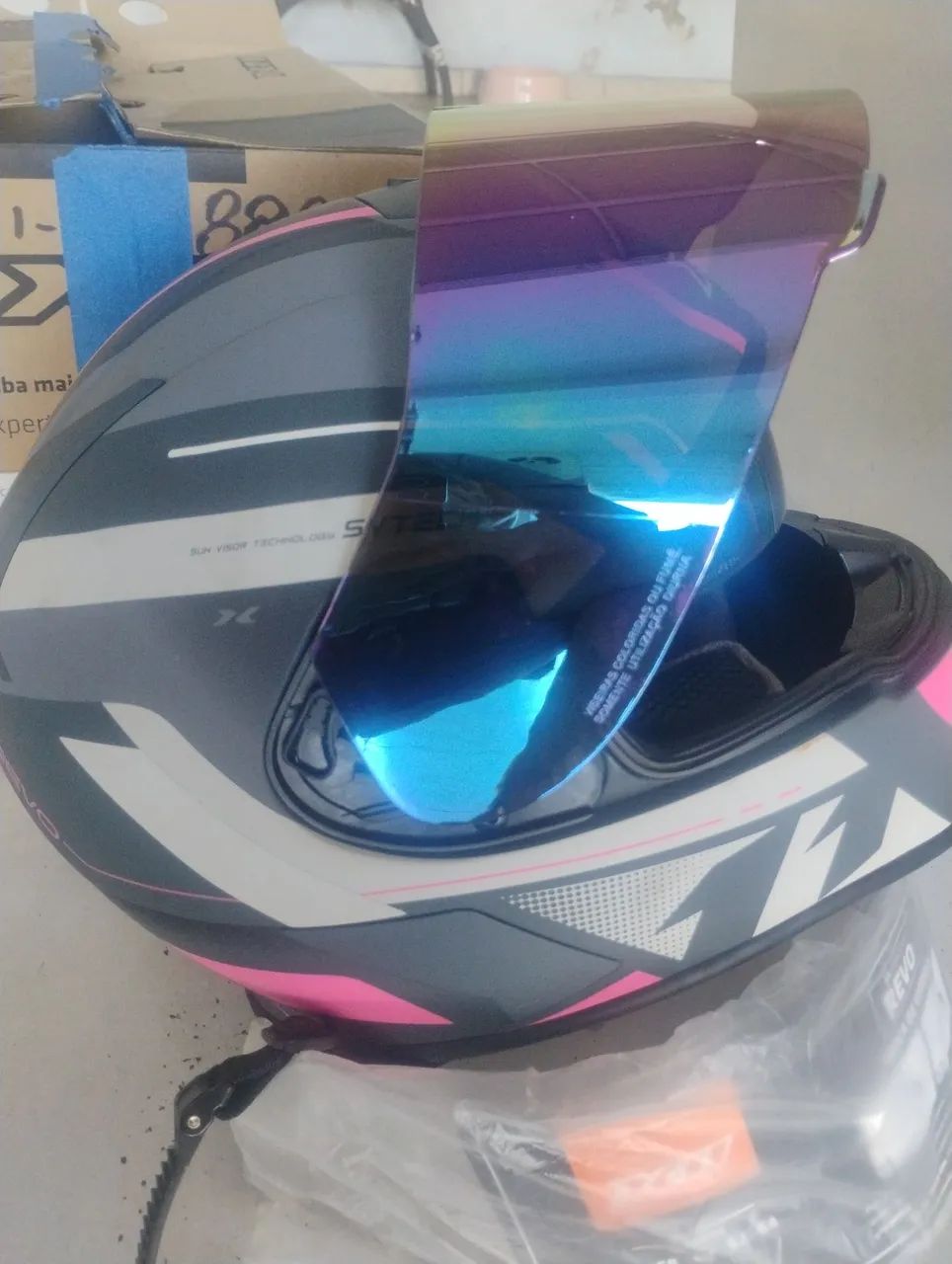 Capacete X11 modelo REVO PRO ELEVEN SV. - Foto 2
