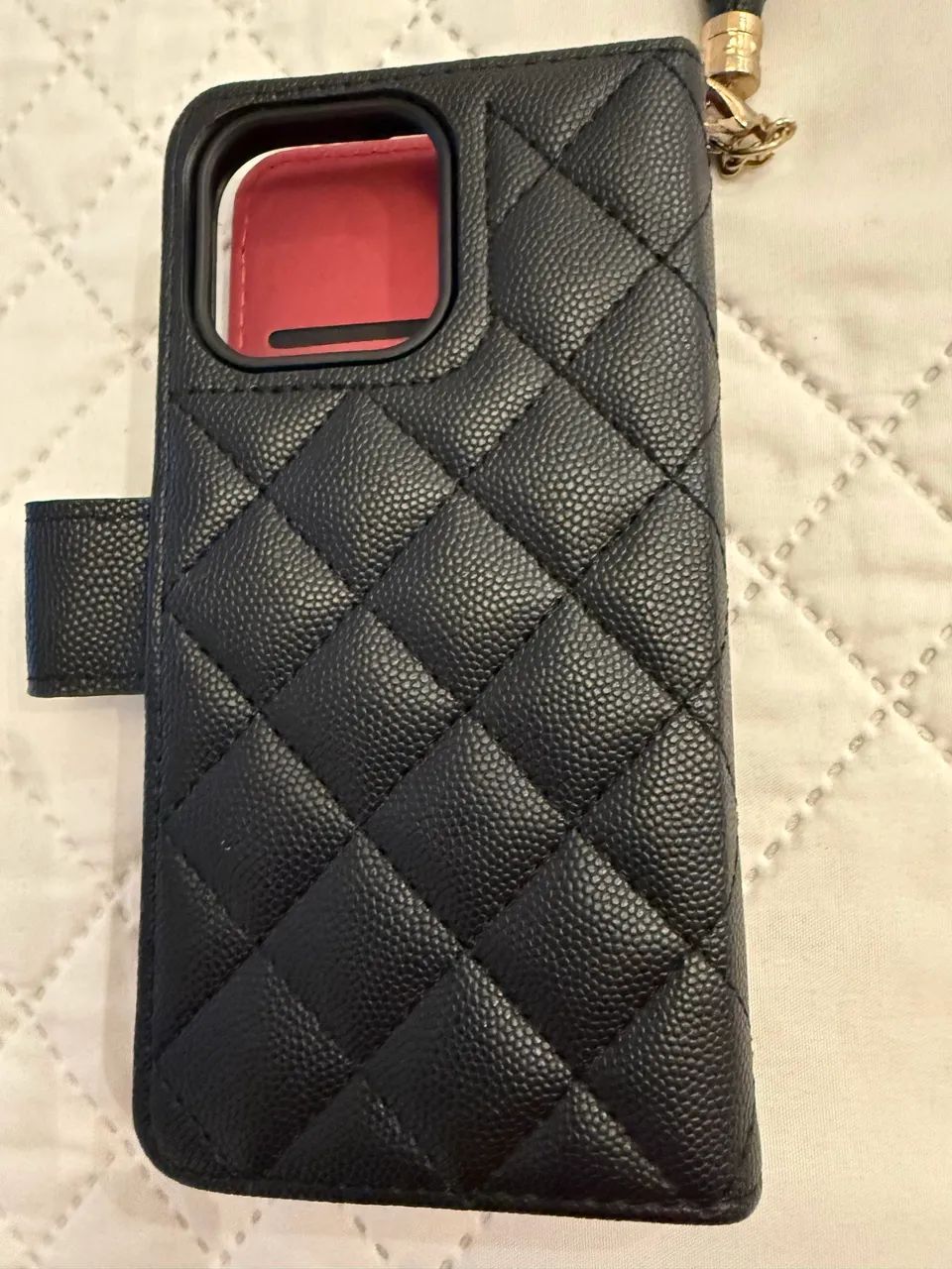  2 Capas lindas para celular iPhone 16 pro Max  - Foto 3