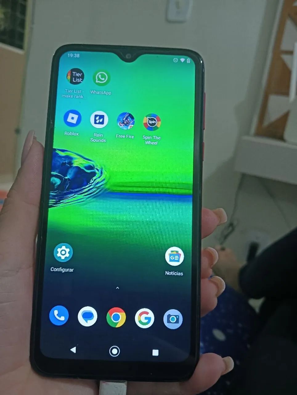 Celular bem conservado 