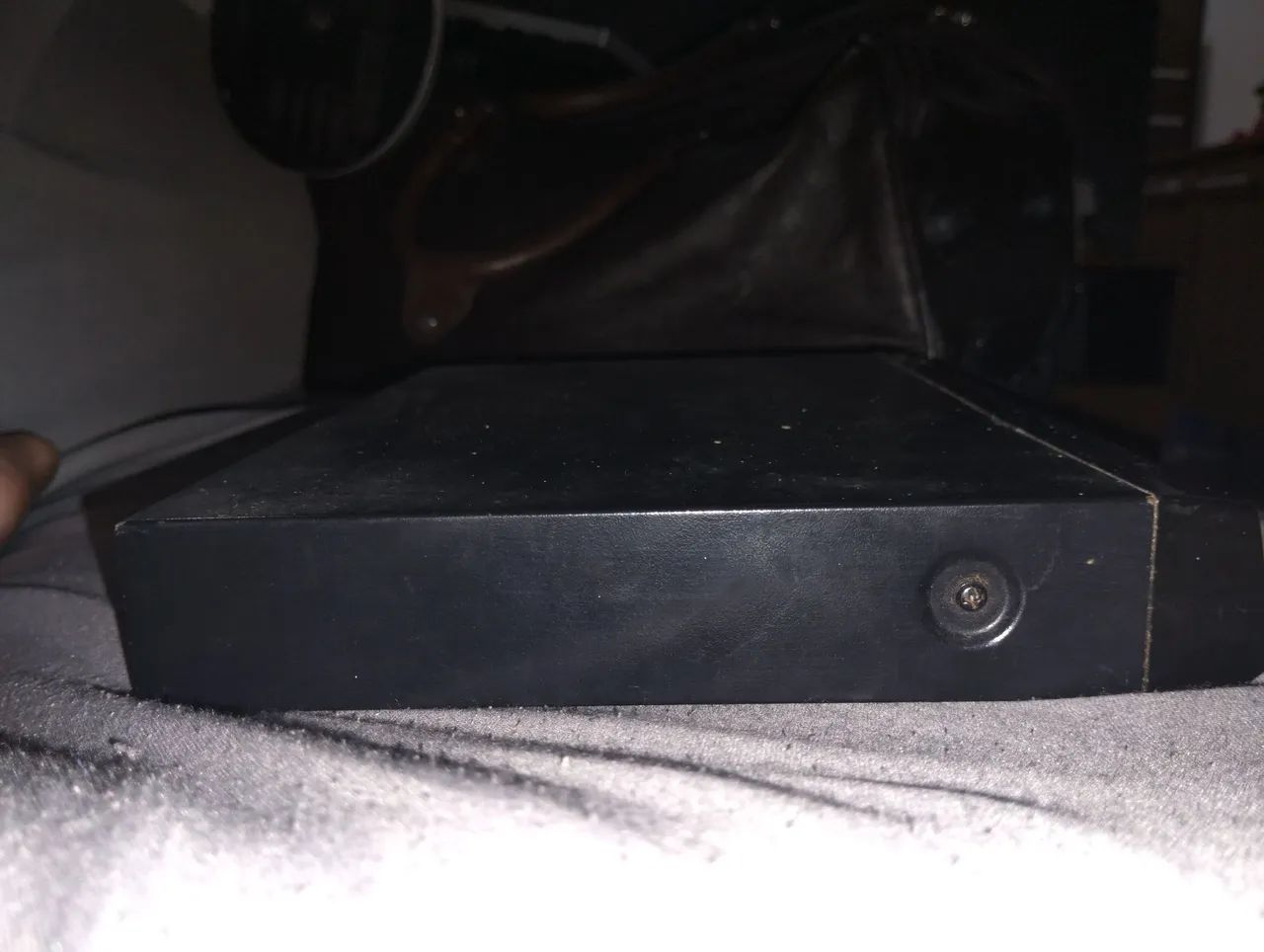 Vende-se DVD player ( CCE) funcionando direitinho, em cima e só passar um pano na sujeira. - Foto 2