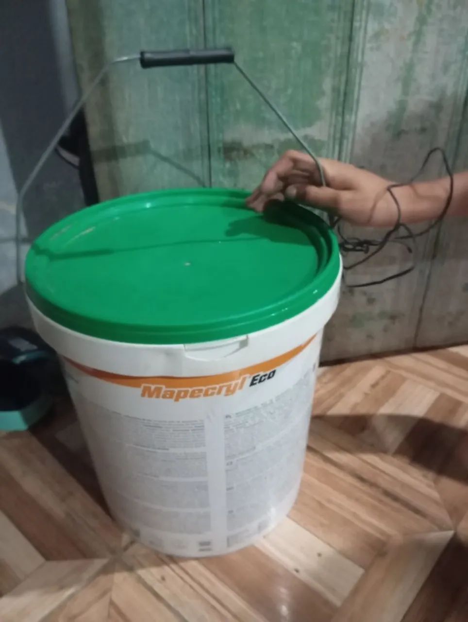 Vendo um balde de cola - Foto 2