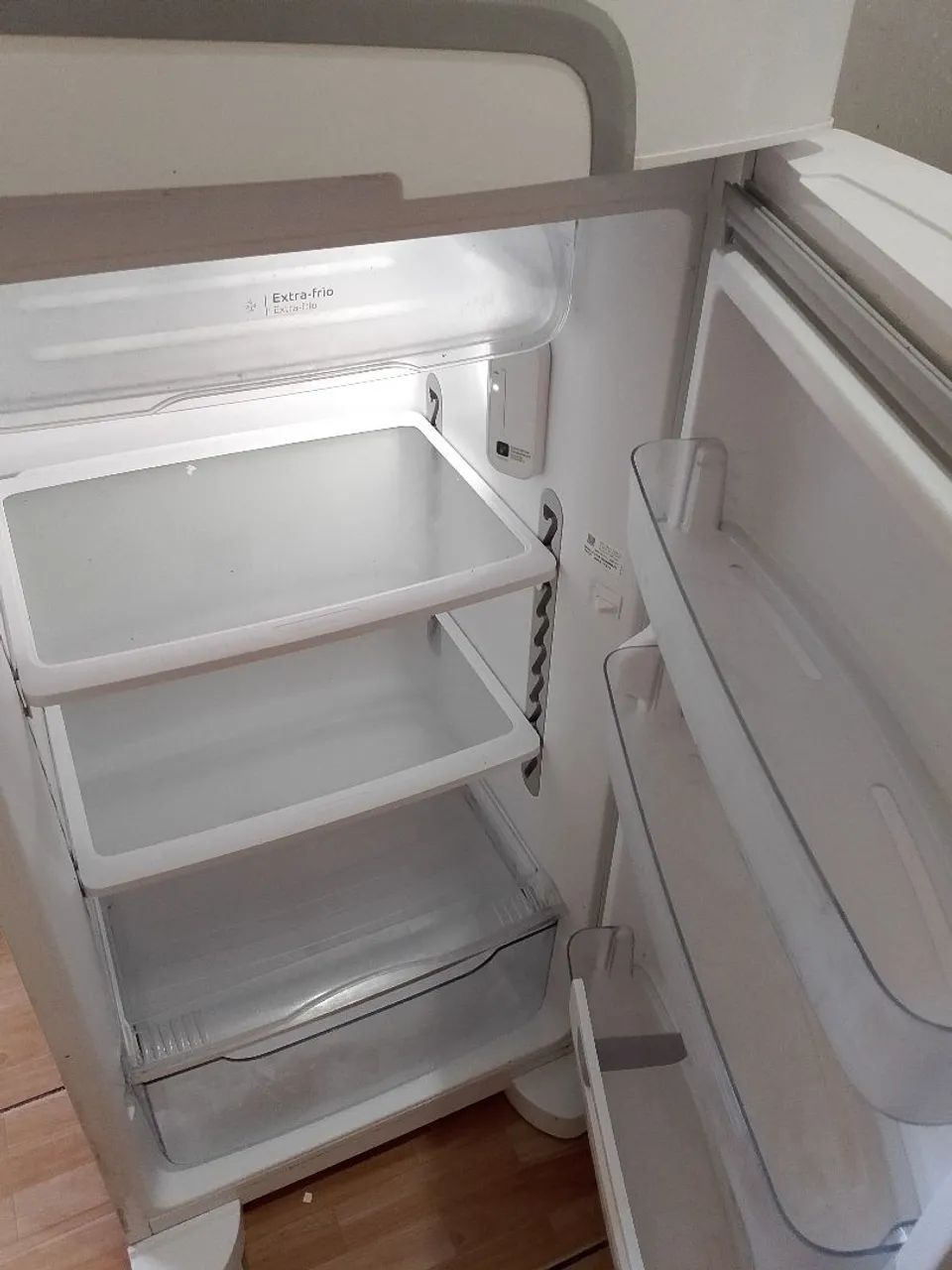 Vende-se geladeira nova  - Foto 2
