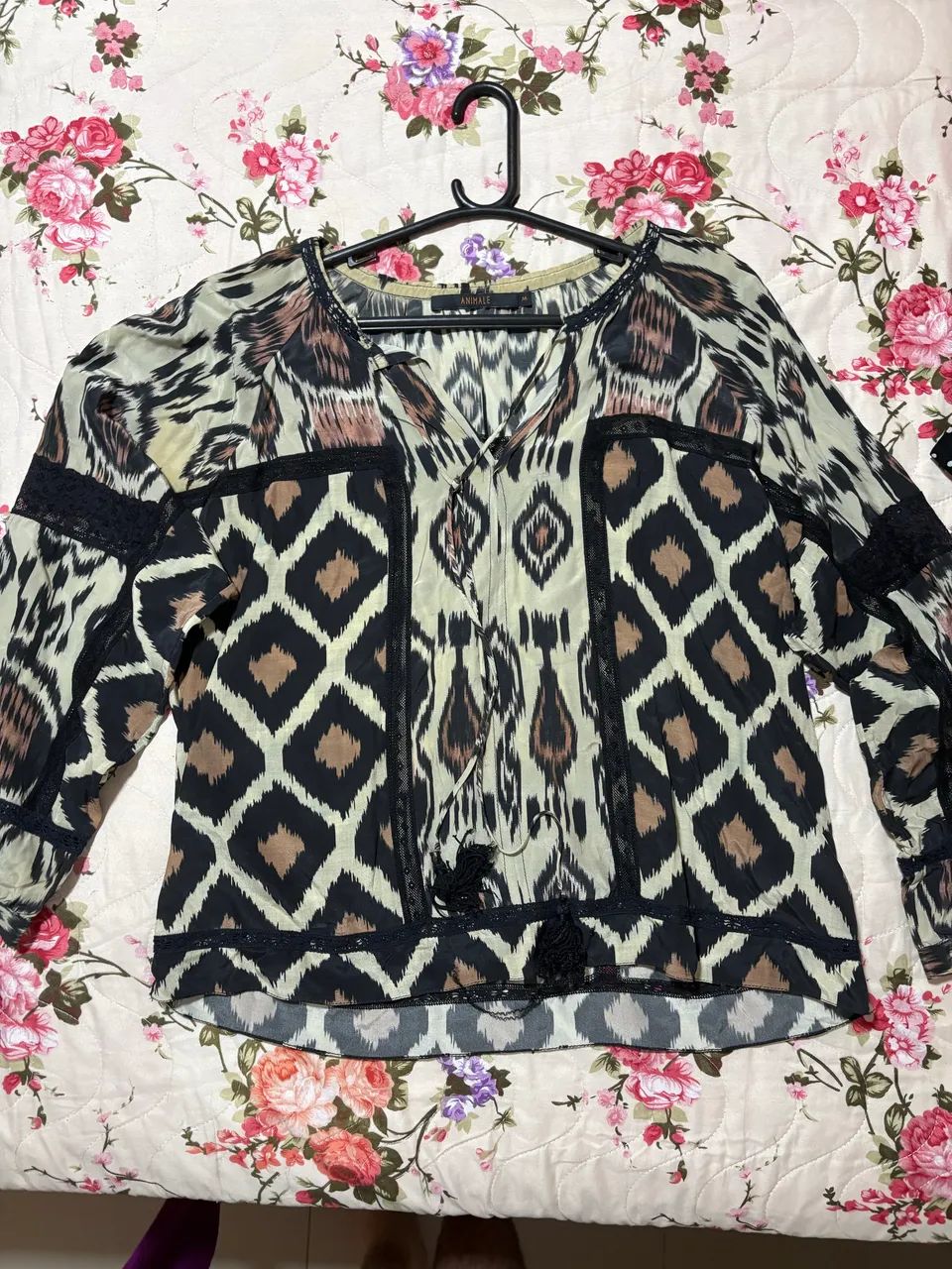 Blusa Estampada Manga Longa Animale  - Foto 2