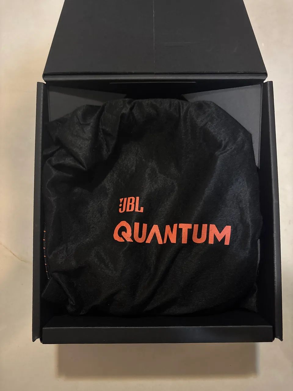 JBL QUANTUM 610