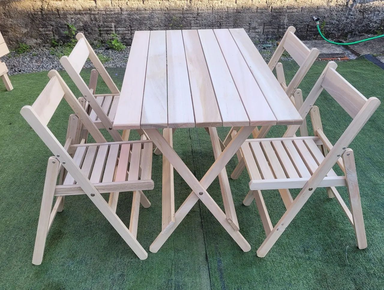 Conjunto de mesa e cadeiras dobráveis eucalipto - Foto 2