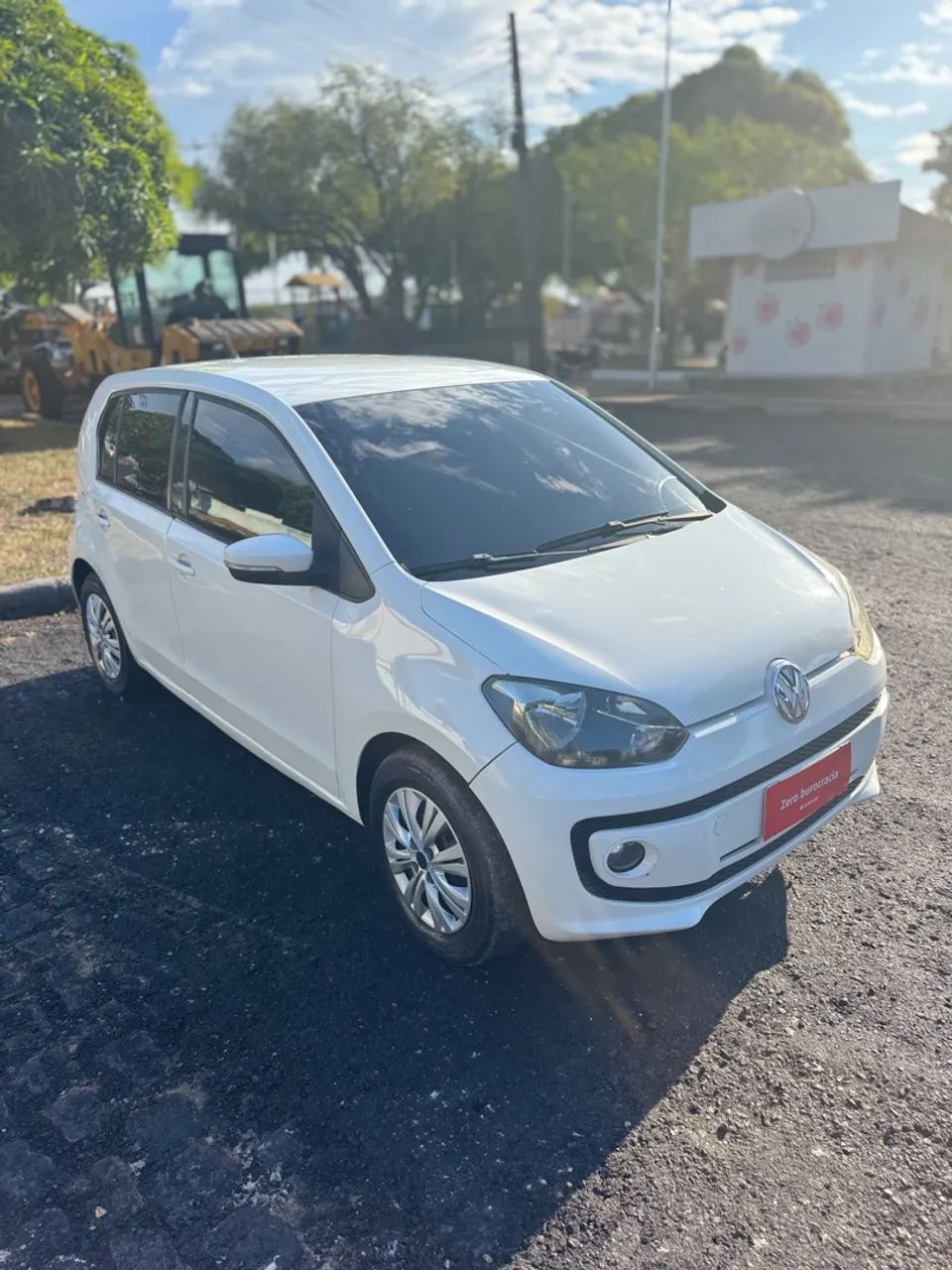 Volkswagen Up! Move 1.0 Total Flex 12V 5P 2015 - Foto 2