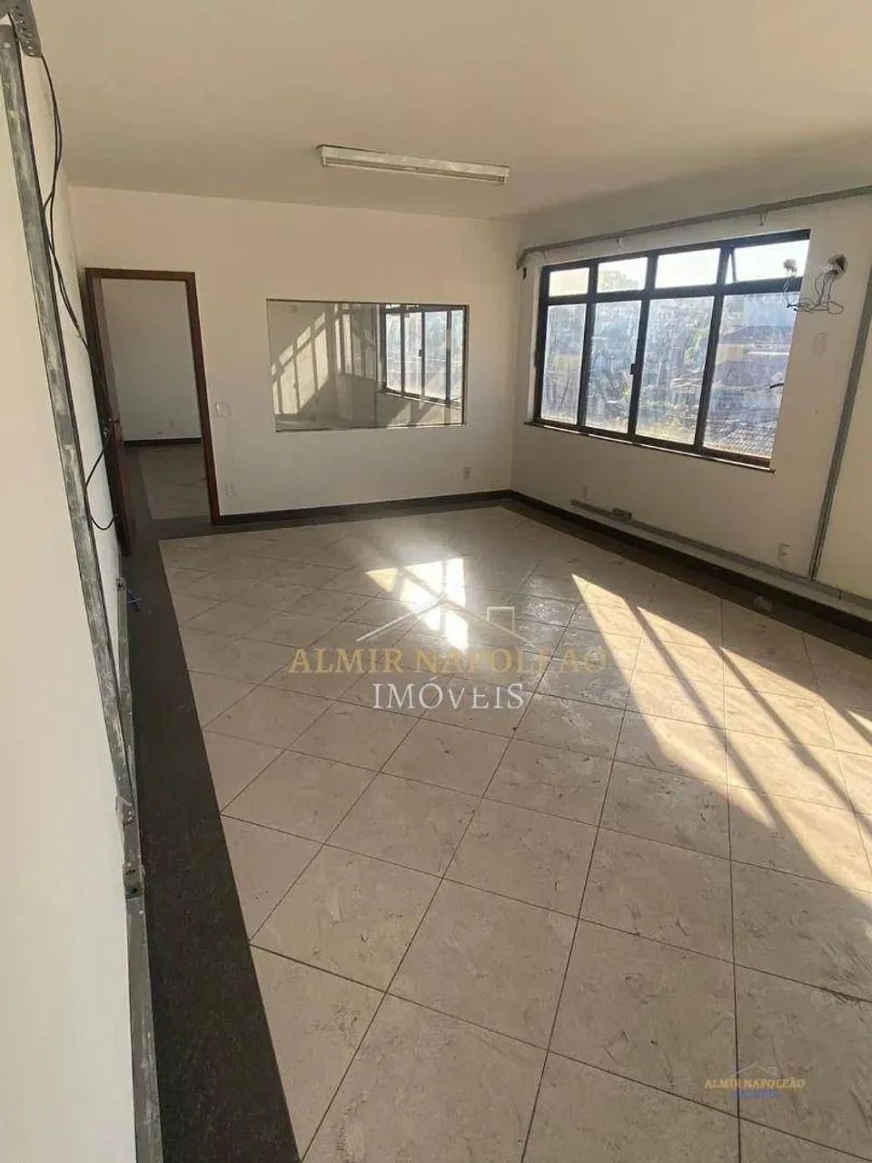 Aluga-se Galpão em Del Castilho !! - Foto 2