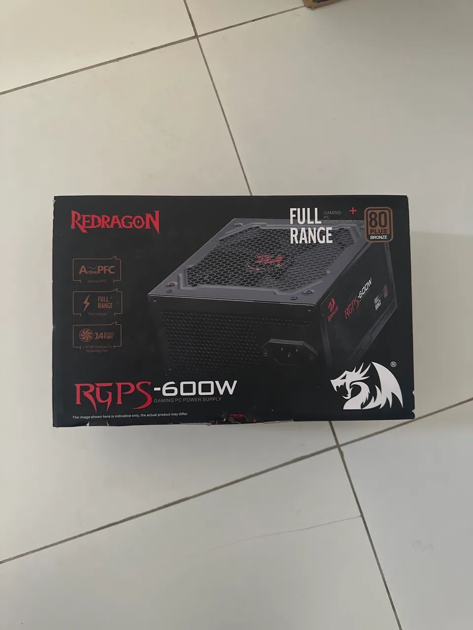 Fonte Redragon 600w 80 Plus Bronze.