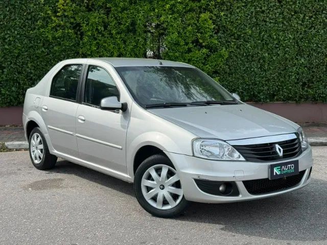 Renault Logan Expression Hi-flex 1.6 8V 4P 2013 - Foto 2