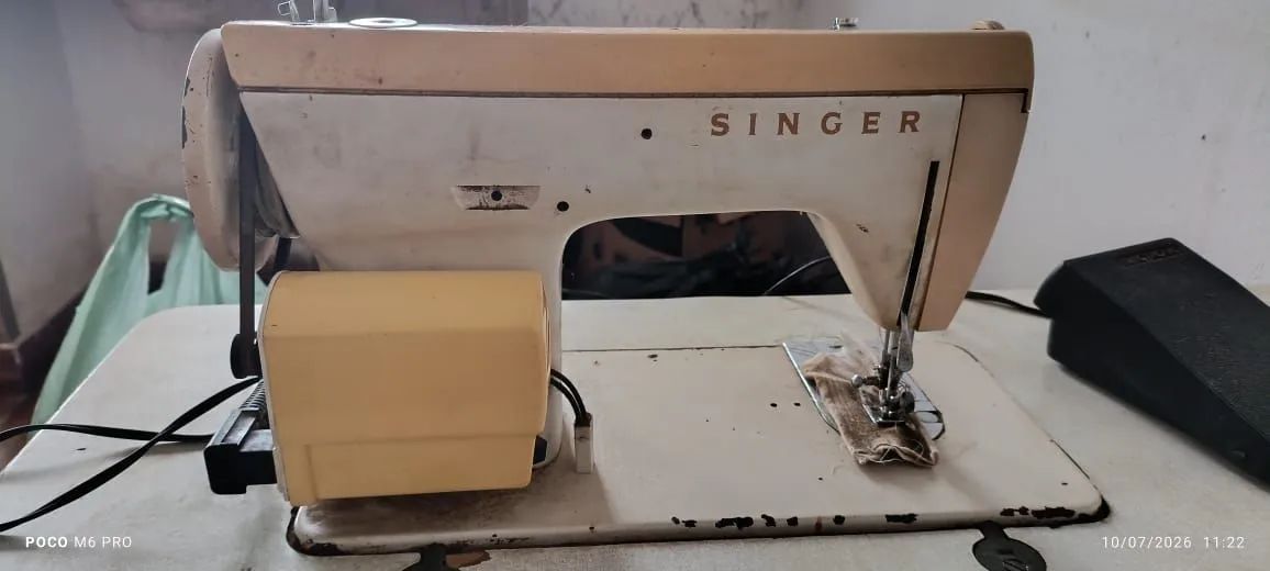 Vende-se esse sofá e máquina de costura  - Foto 5