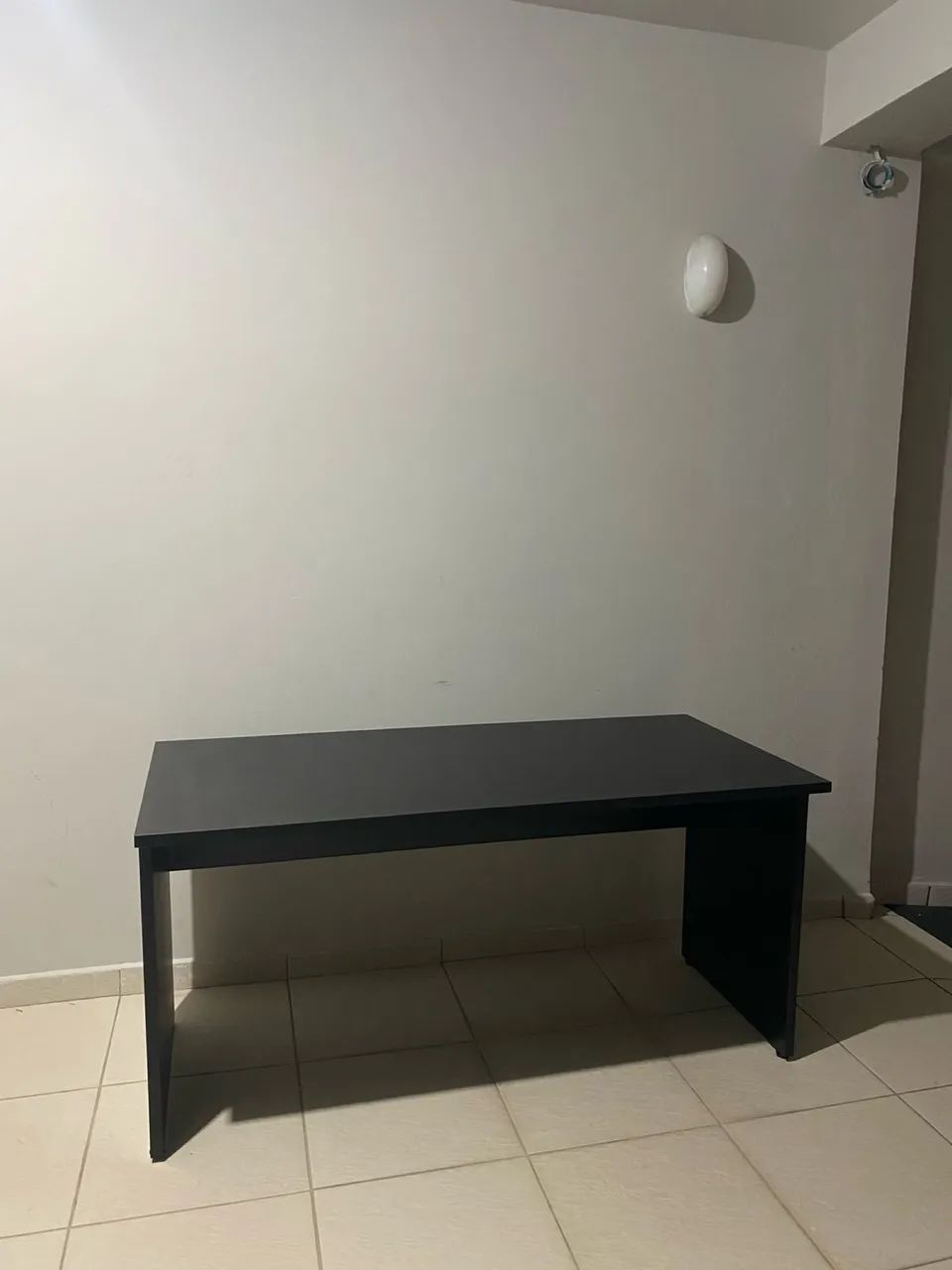 Escrivaninha para home office 