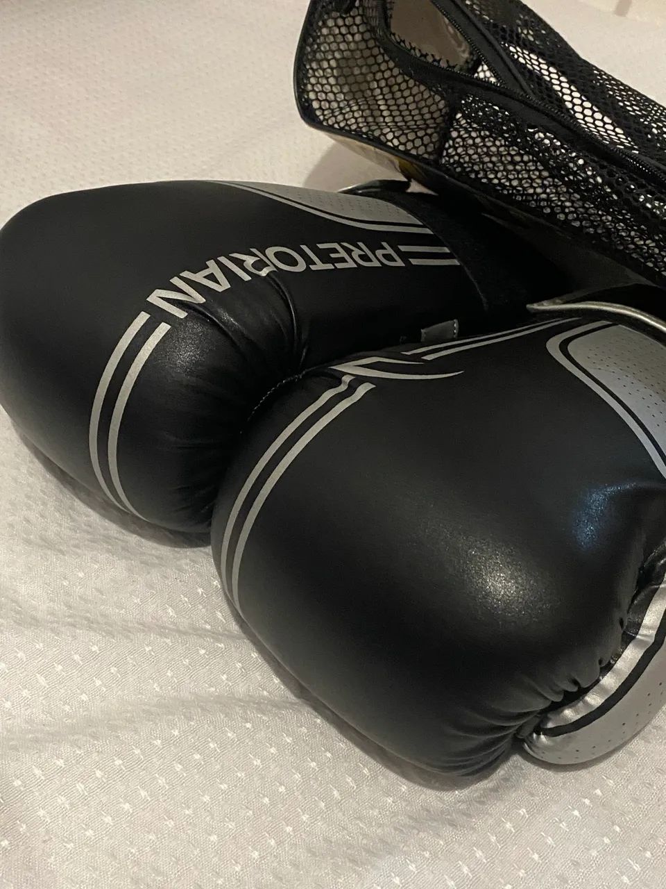 Luva de boxe pretorian 16oz (aceito propostas)