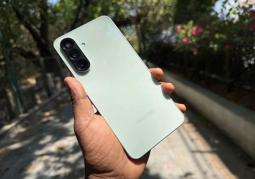 Samsung a56 - Foto 2