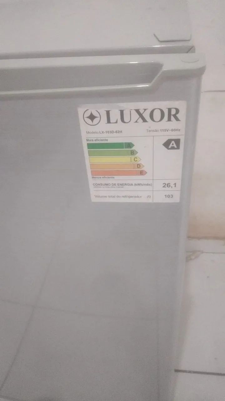 Frigobar Luxor - Modelo LX-103D-42H