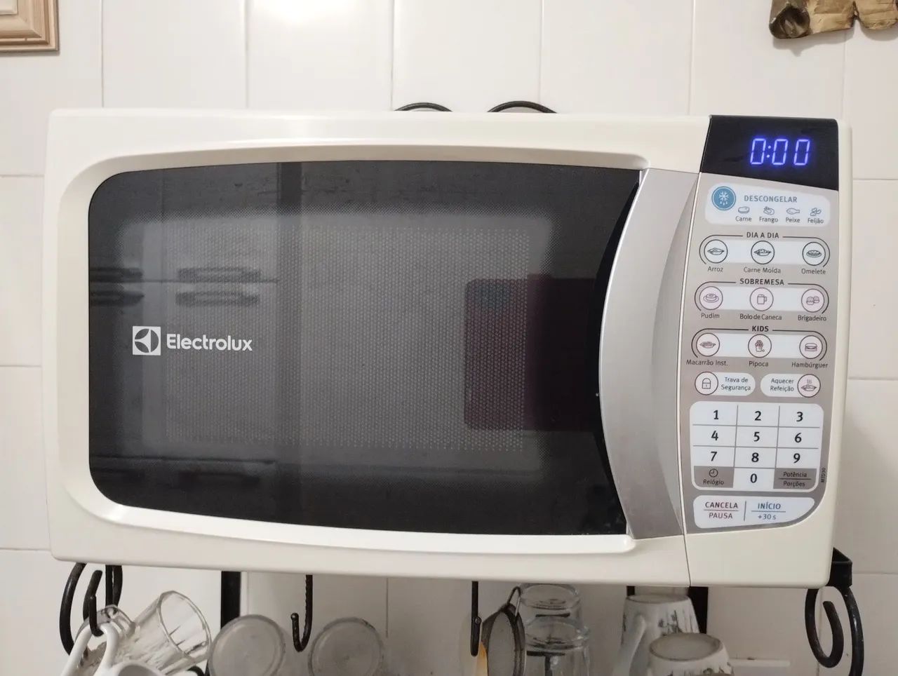 Microondas Eletrolux 20 litros