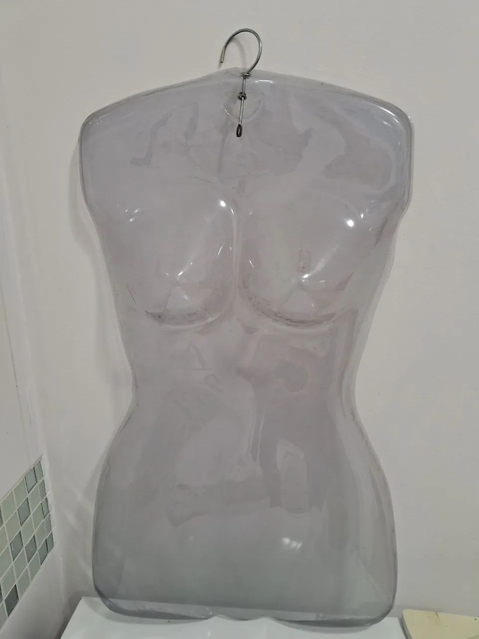  Cabides silhueta plastico 60 unidades