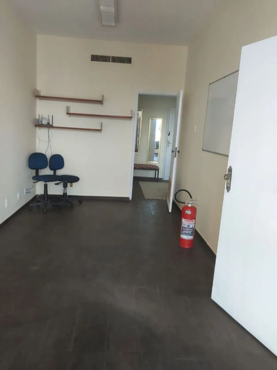 Alugo sala independente em escritório comecial na cobertura  - Foto 6