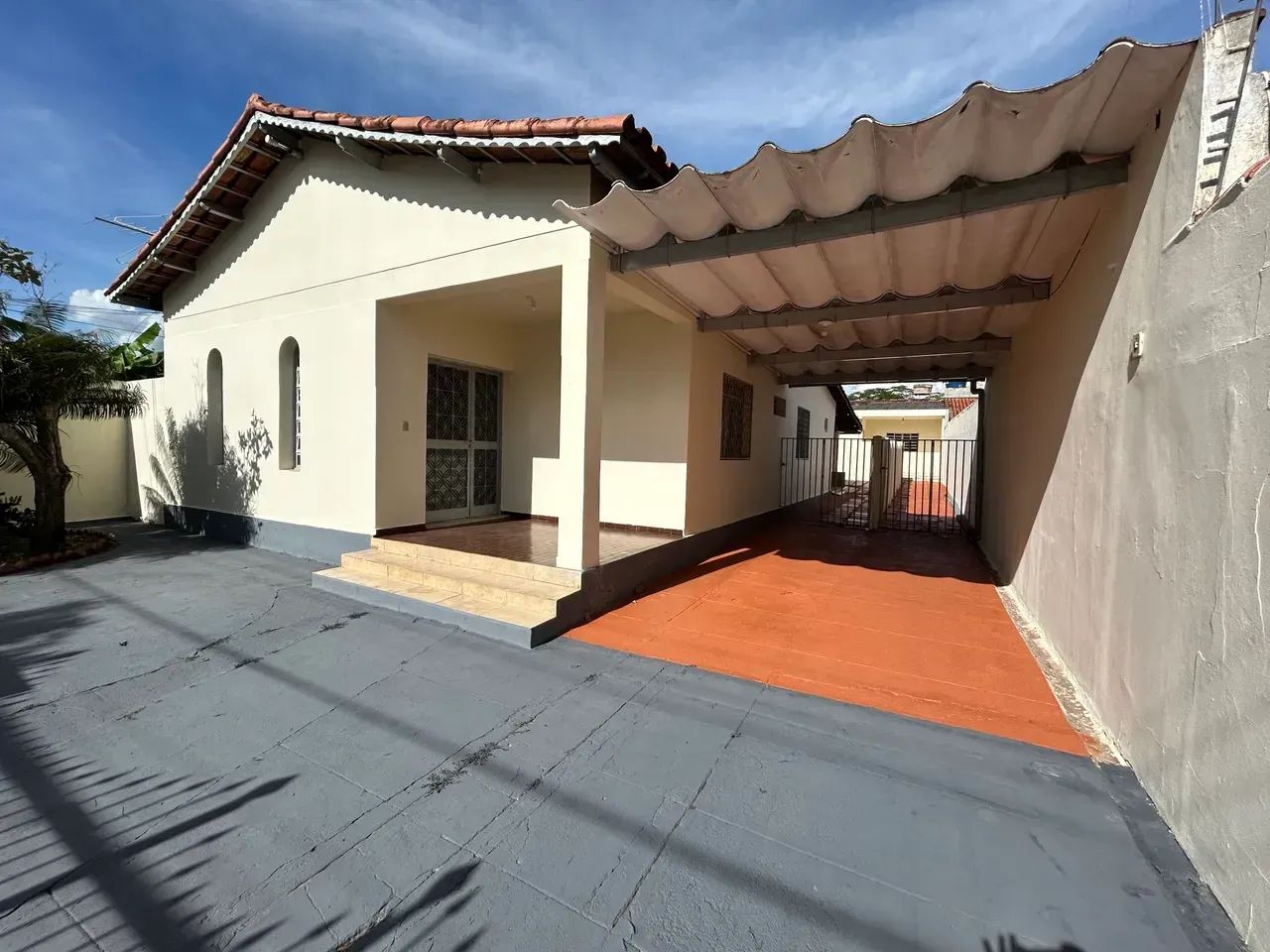Casa Térrea + Apto no Santa Genoveva