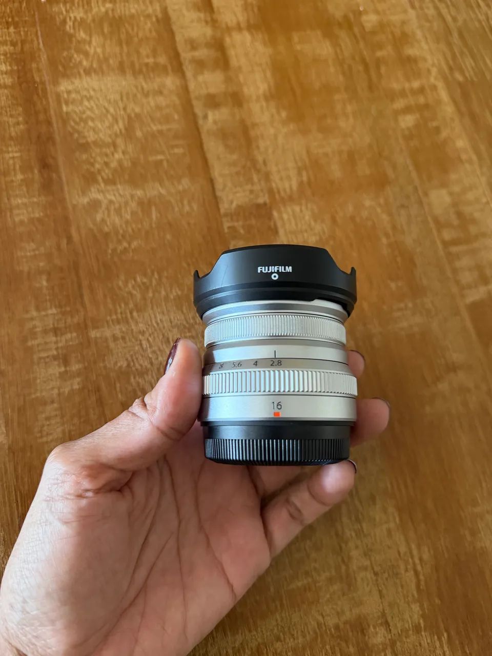 Lente Fujifilm Fujinon XF 16mm F2.8 R WR - Foto 2