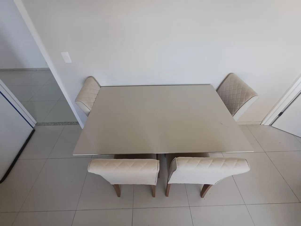 Mesa com 4 cadeiras - Foto 4