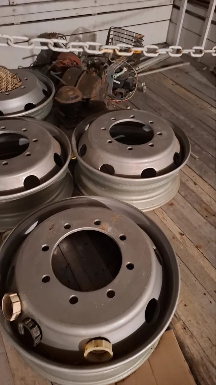 Rodas Caminhão Volks e Ford - Foto 4