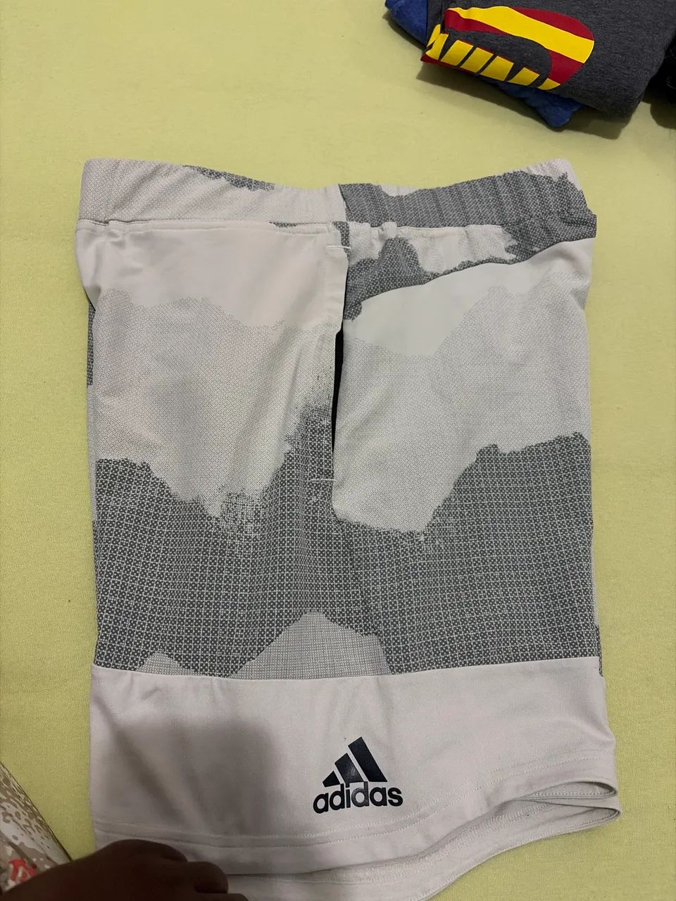 Bermuda Adidas