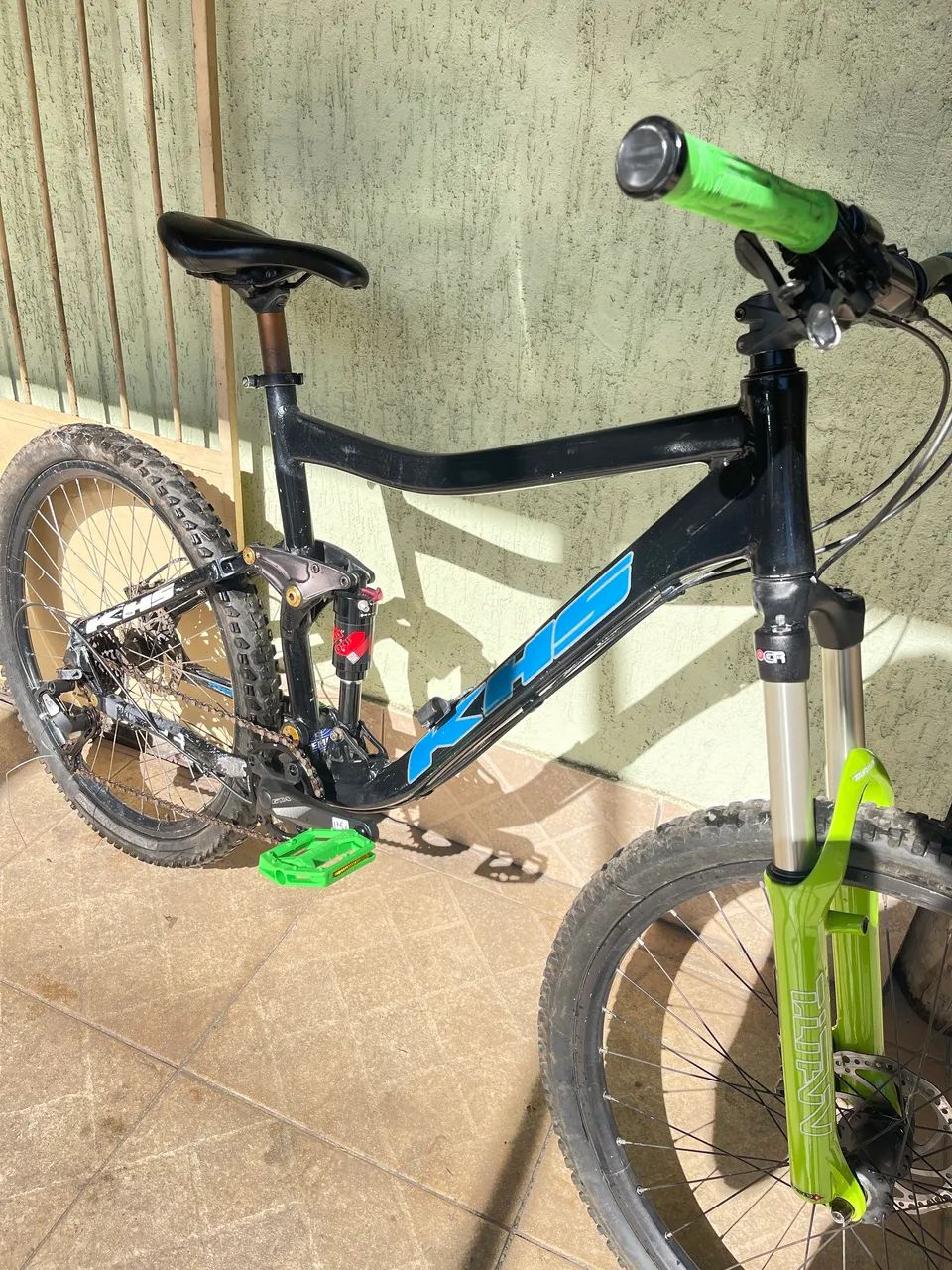 Vendo ou troca bike khs full - Foto 2