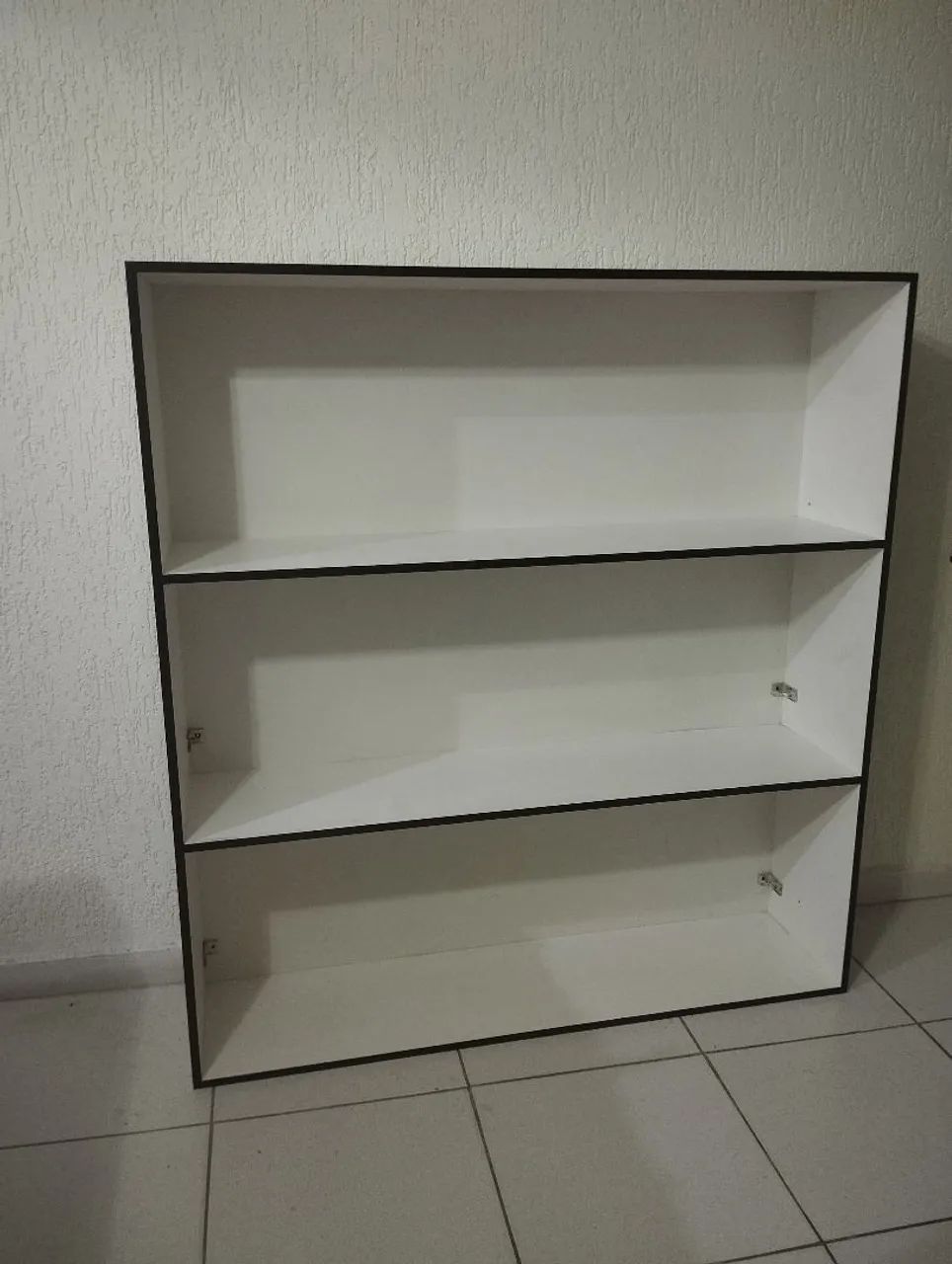 Vendo prateleiras usadas
