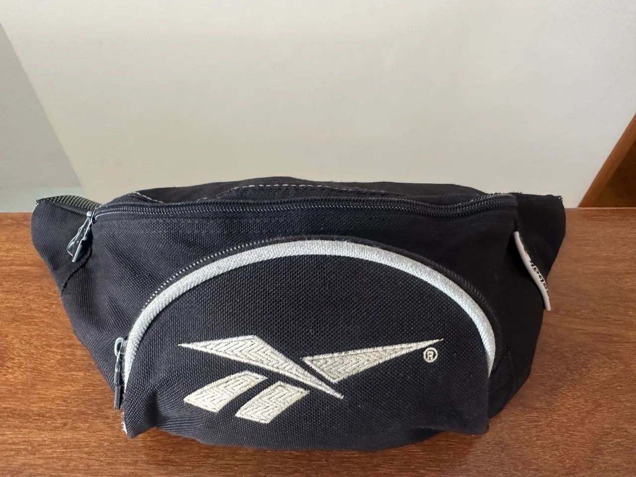 Pochete Reebok anos 2000 ótimo estado