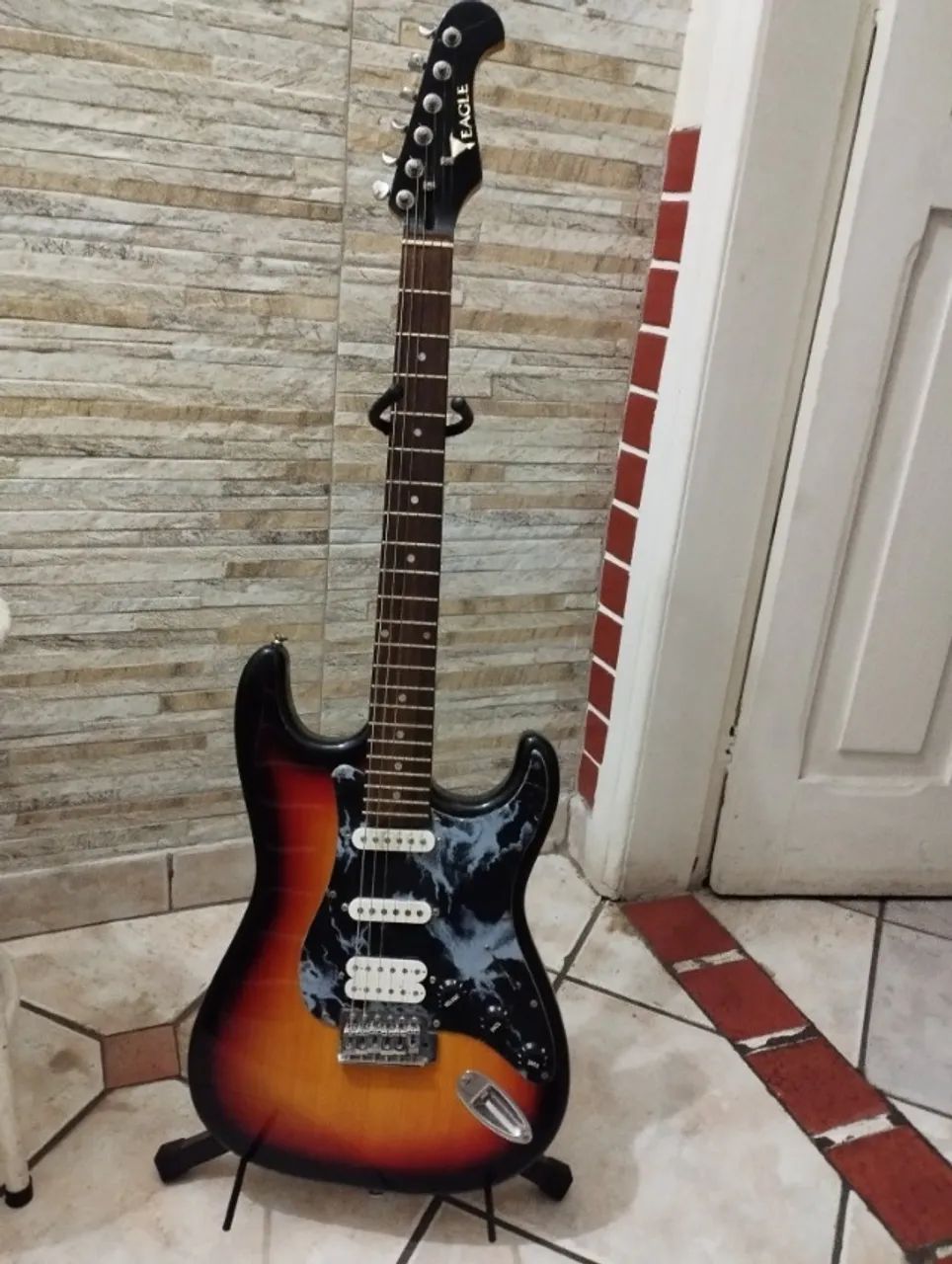 Guitarra Eagle Stratocaster - Foto 3