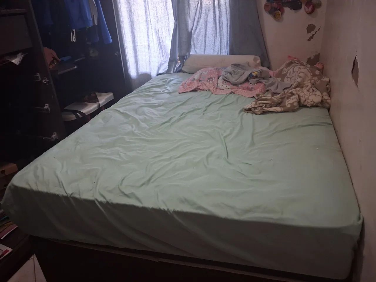 Cama box