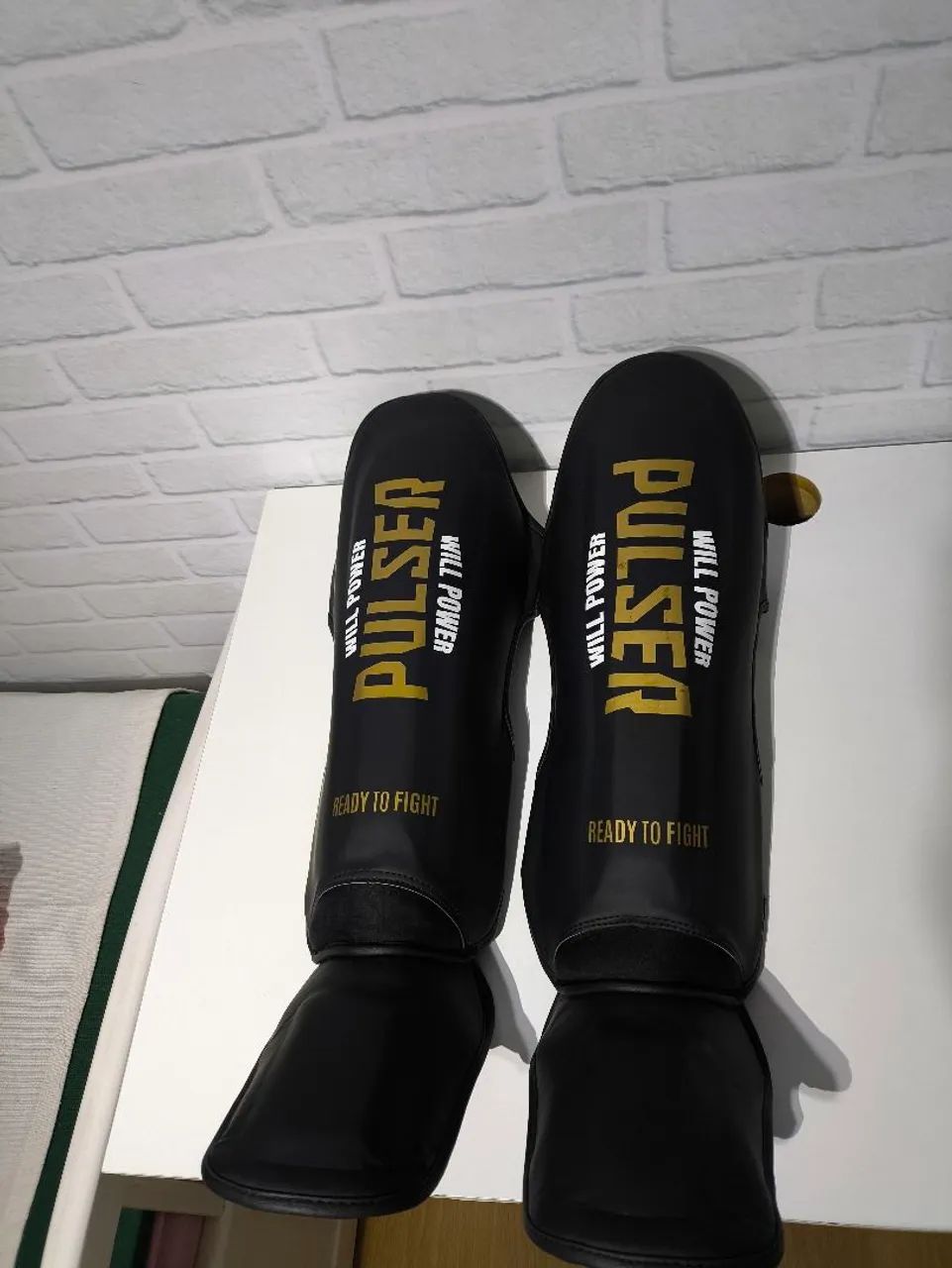 Muay Thai, Taekwondo and Kickboxing Glove and Shin Guard Set