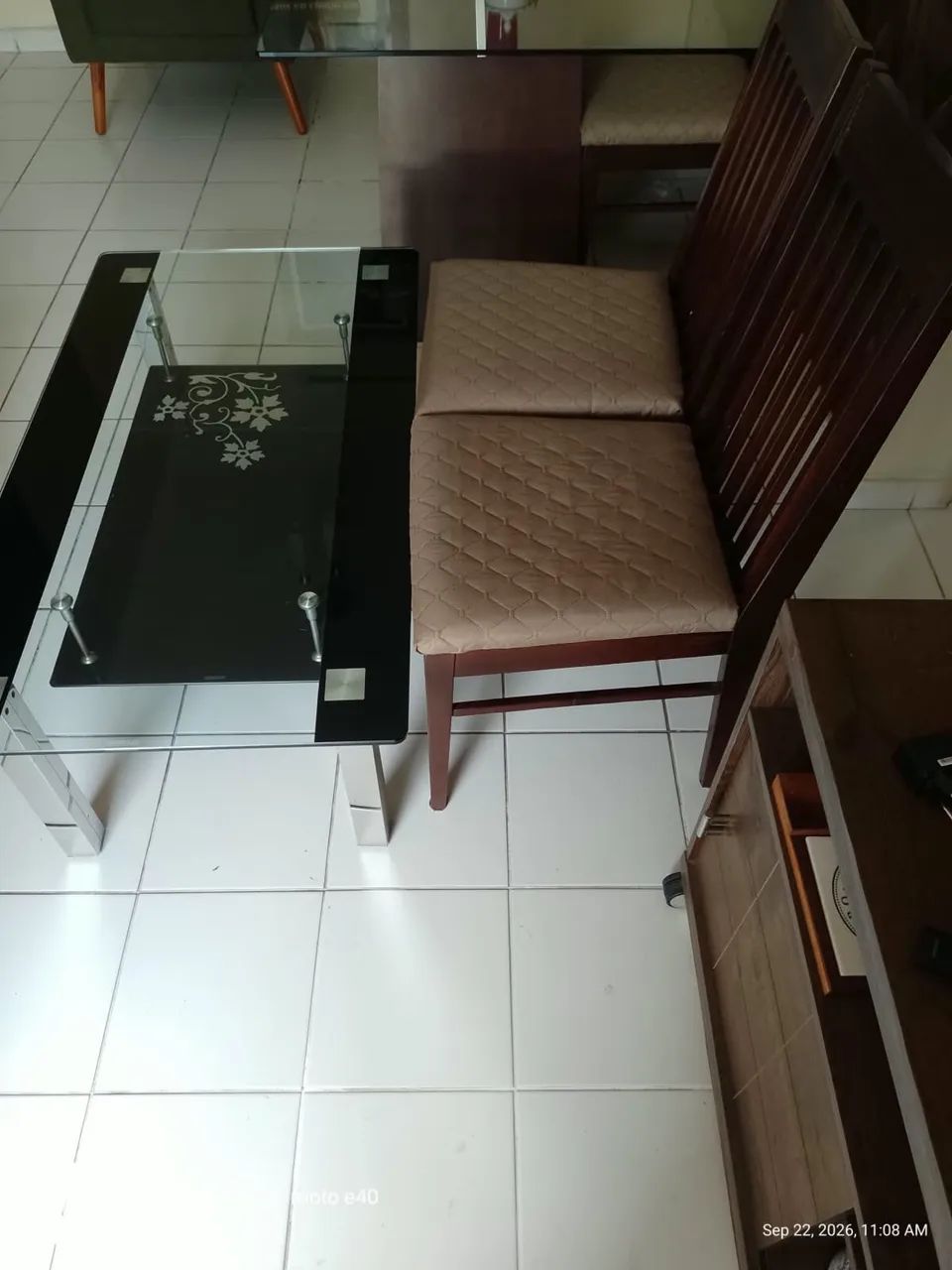 Vendo combo de mesa de centro e cadeiras  - Foto 5