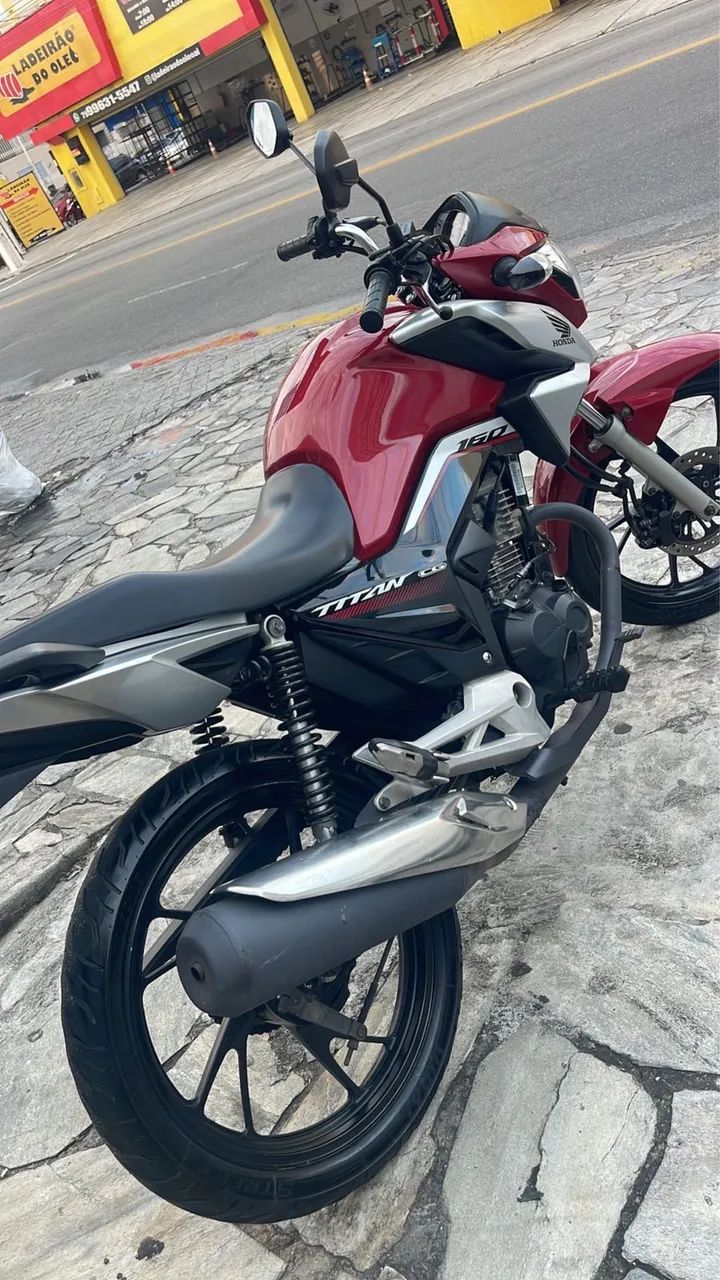 Titã - Foto 2